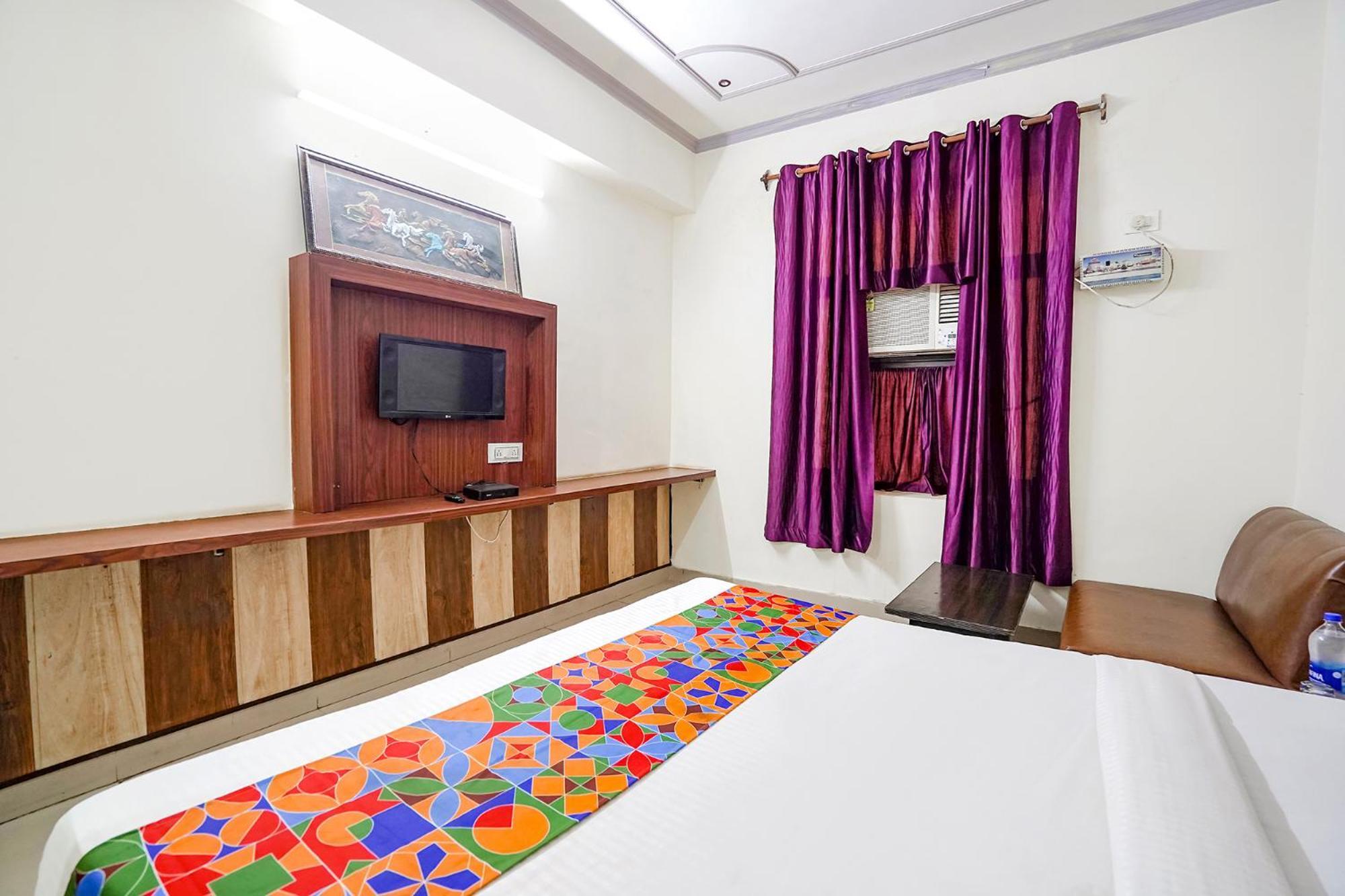 Hotel Prashant Palace Mysore Extérieur photo