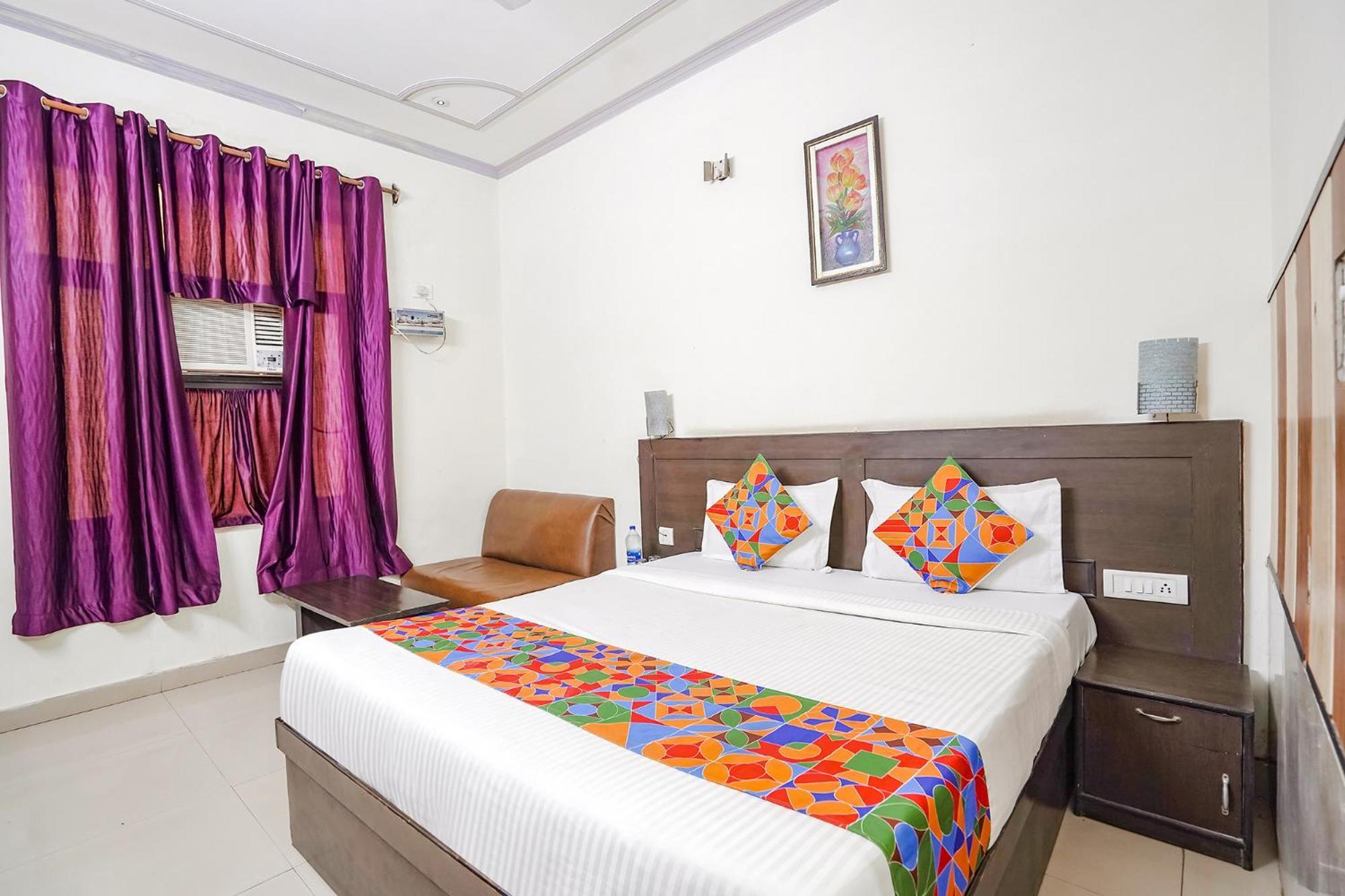Hotel Prashant Palace Mysore Extérieur photo