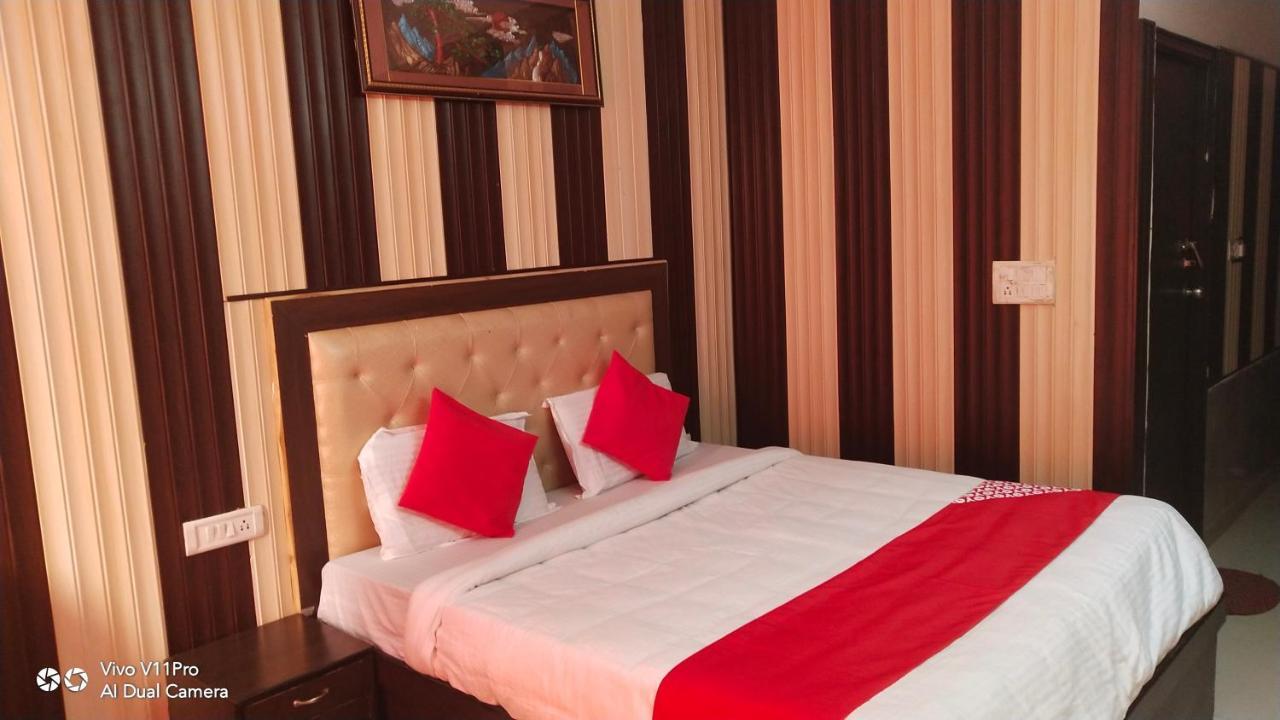 Hotel Prashant Palace Mysore Extérieur photo